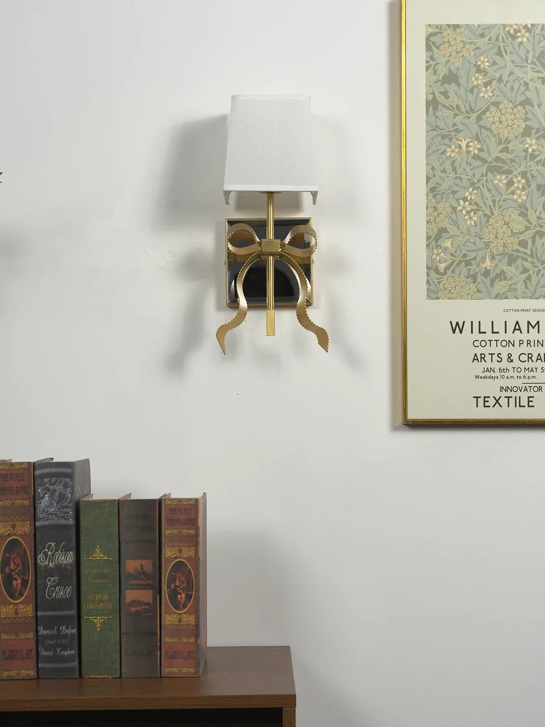 Ribbon Bow Wall Light - Nuvé