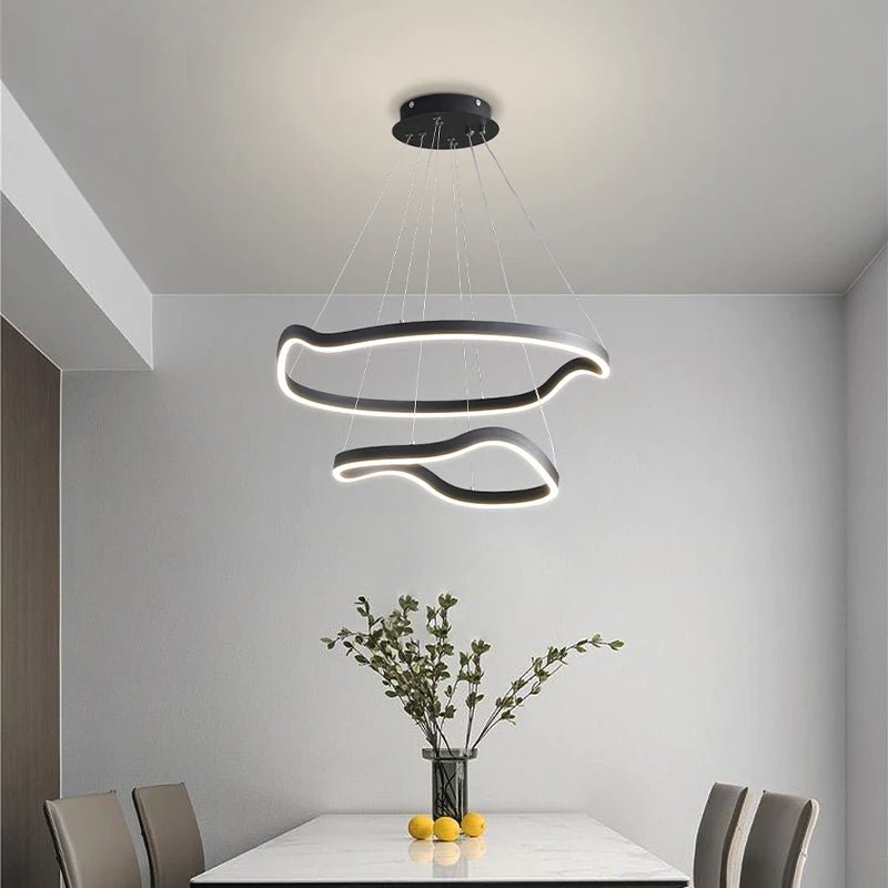 Sanders Chandelier - Nuvé