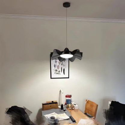 Seneca Pendant Light - Nuvé