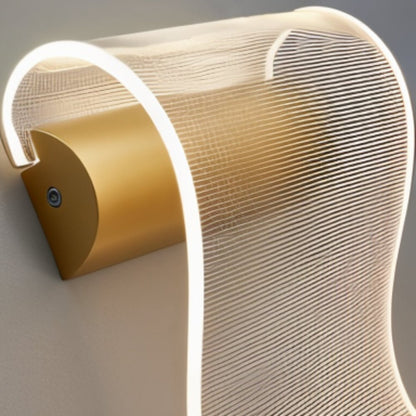 Sheets Wall Lamp