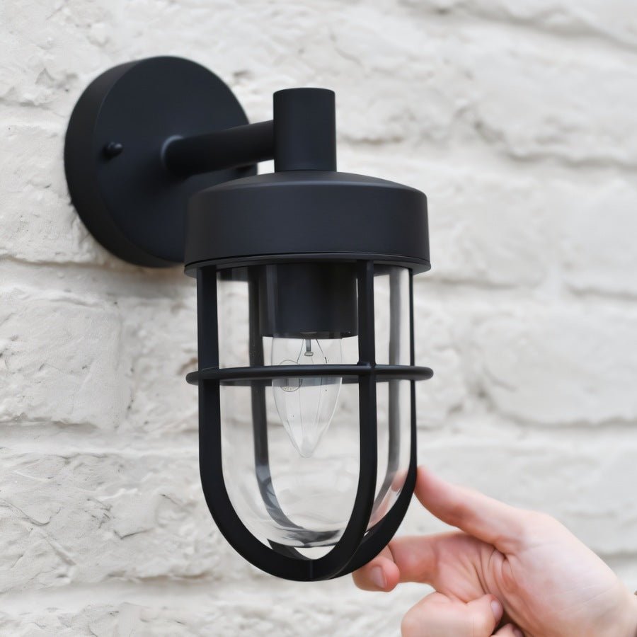 Siam Outdoor Wall Lamp - Nuvé