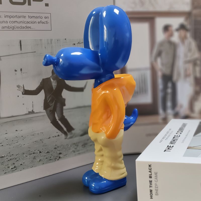 Smarty Pants Figurine - Nuvé