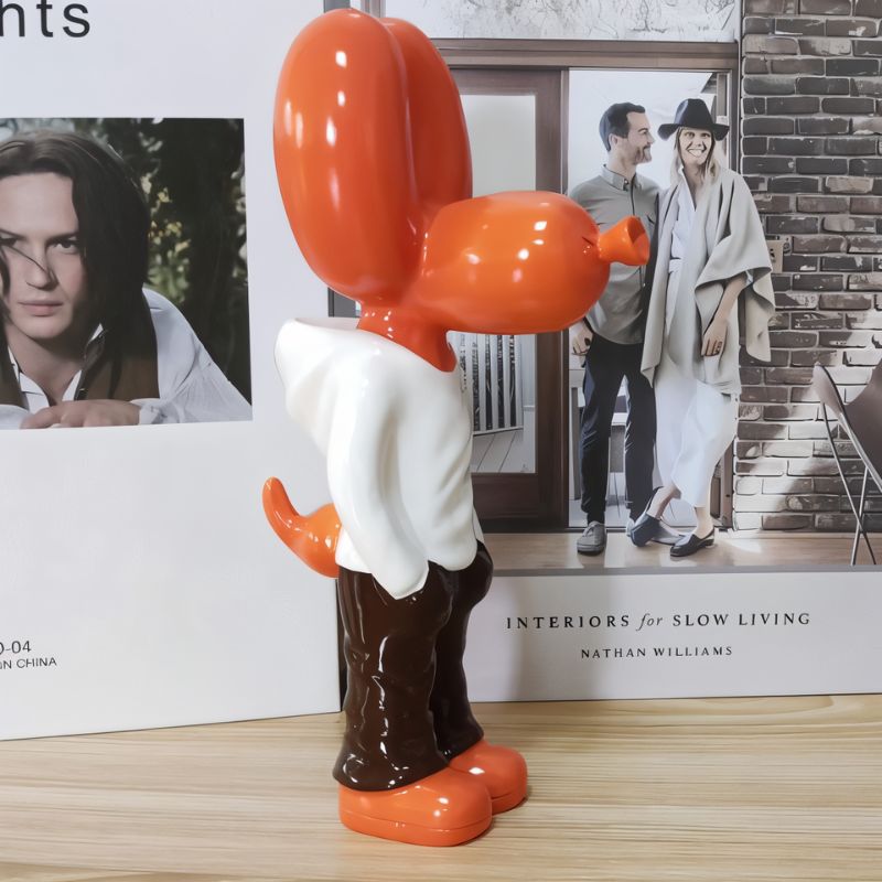 Smarty Pants Figurine - Nuvé