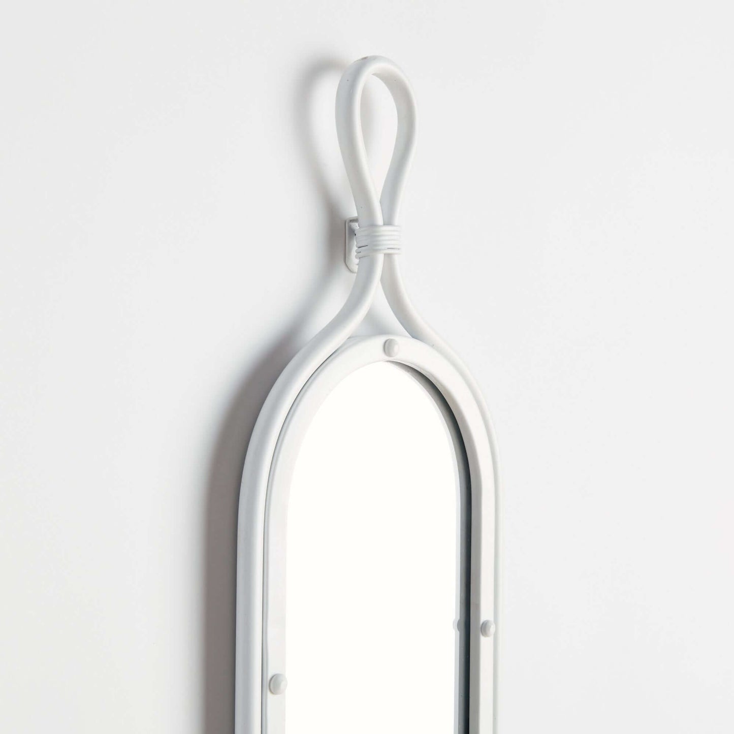 Tall White Mirrors with Vintage French Design (Set of 2) - Nuvé