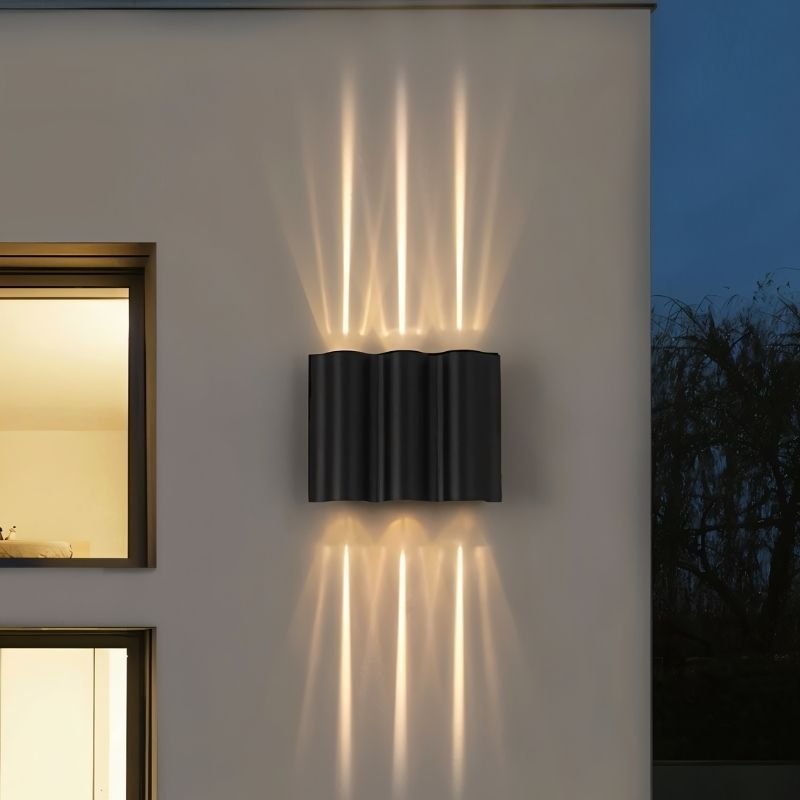Trevis Outdoor Wall Lamp - Nuvé