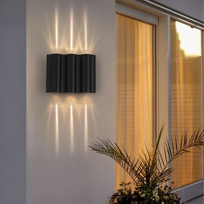 Trevis Outdoor Wall Lamp - Nuvé