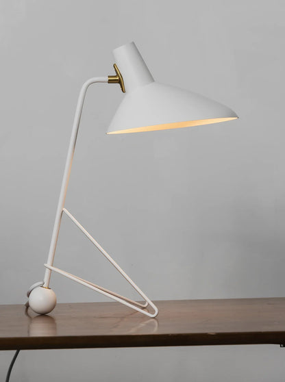 Tripod HM9 Simple Table Lamp