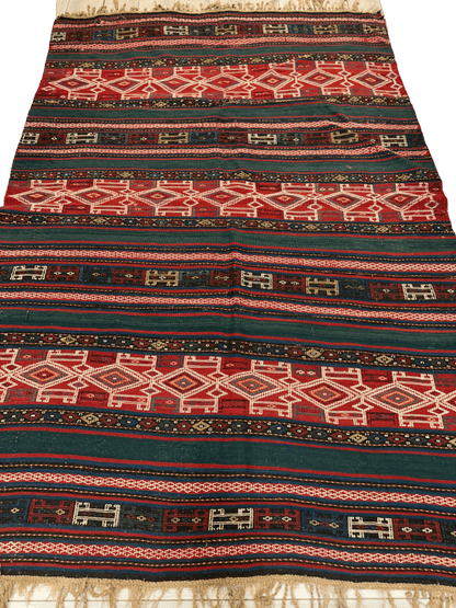 UNIQUE (collectors special) Antique Caucasian Verneh Rug 5’4” x 8’ - Nuvé