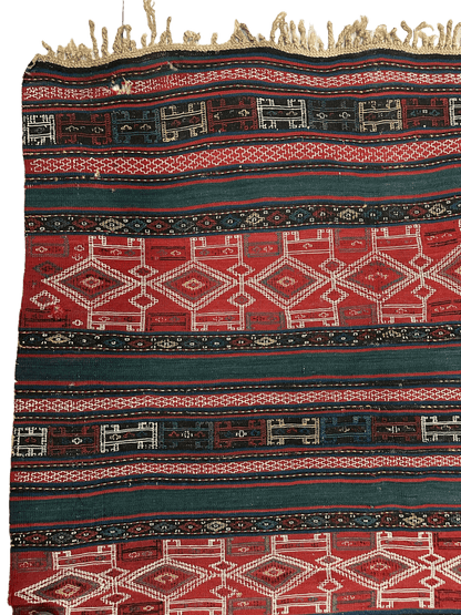 UNIQUE (collectors special) Antique Caucasian Verneh Rug 5’4” x 8’ - Nuvé