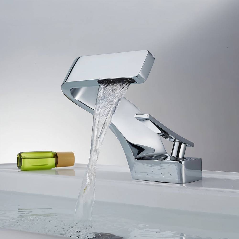 Vatn Bathroom Faucet - Nuvé