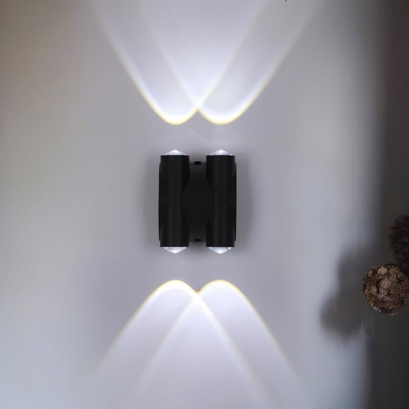 Vesa Outdoor Wall Light - Nuvé