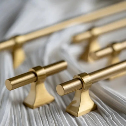 Vetus Knob & Pull Bar - Nuvé