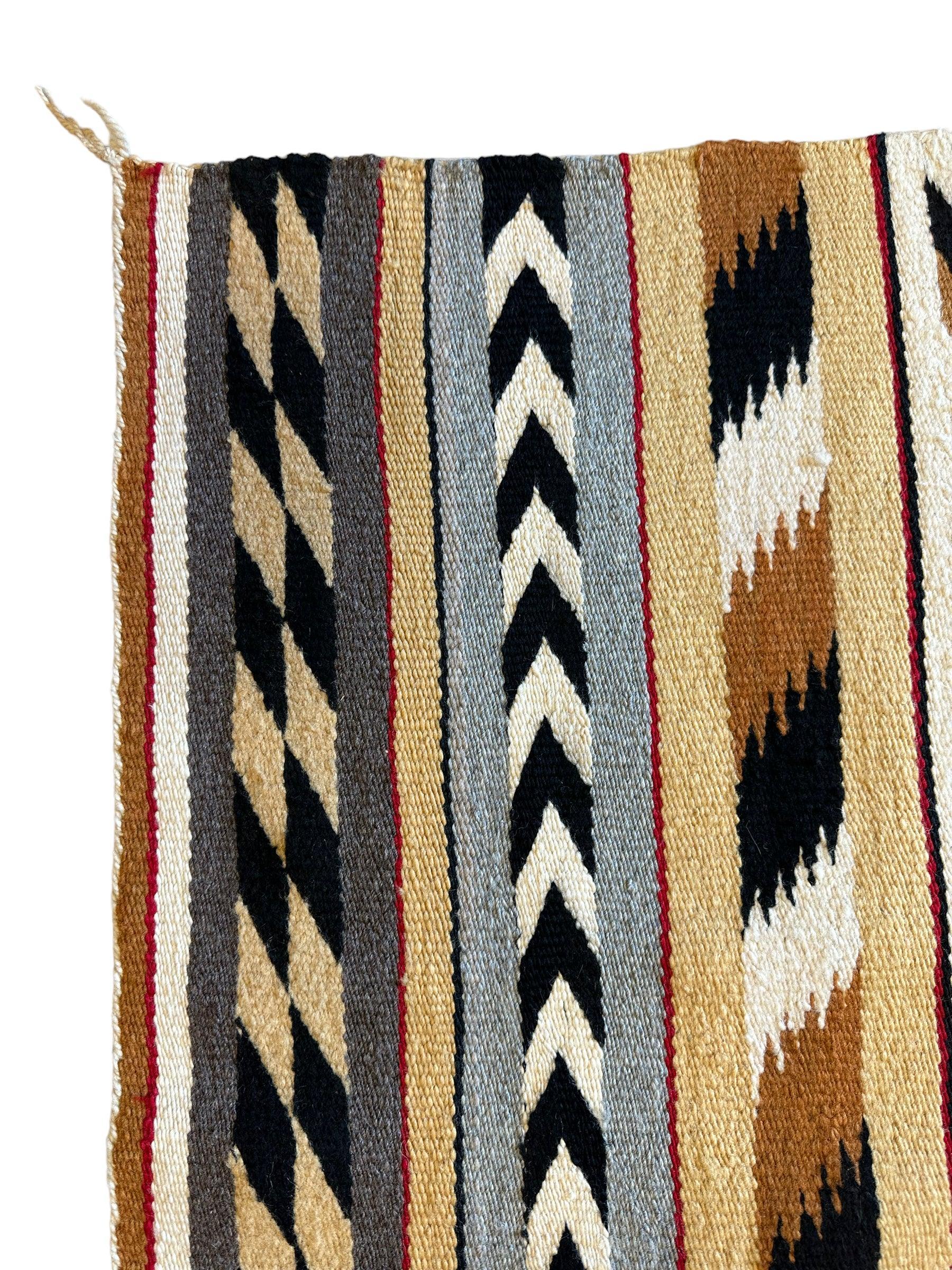 Vintage Native American Navajo Rug 29” x 32” - Nuvé