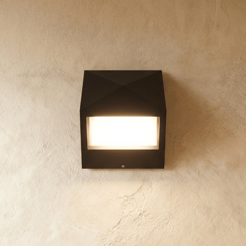 Vivienne Outdoor Garden Lamp