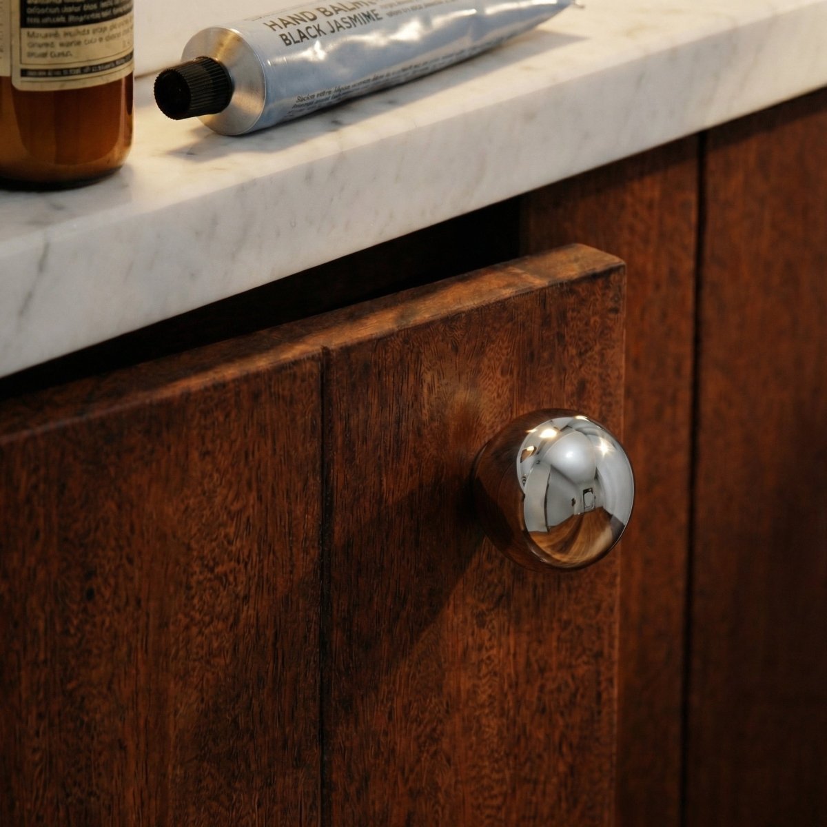 Wasis Knob & Pull Bar - Nuvé