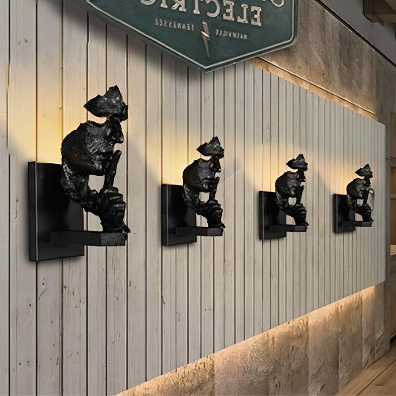 Whispering Face Wall Lamp - Nuvé