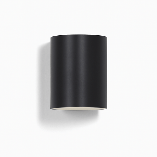 Willa Outdoor Wall Lamp - Nuvé