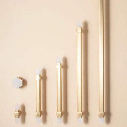 Zakitu Crystal Knob & Pull Bar - Nuvé