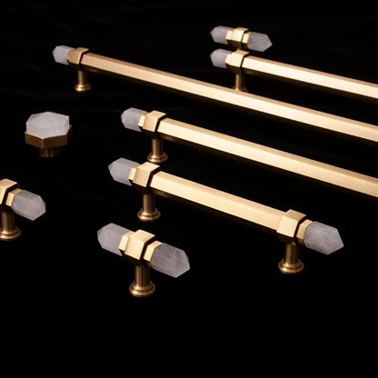 Zakitu Crystal Knob & Pull Bar - Nuvé